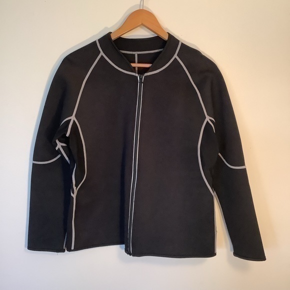 Workout athletic sweat zippered top - Picture 1 of 6